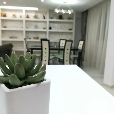 Apartment Paradise Apartament Brasov